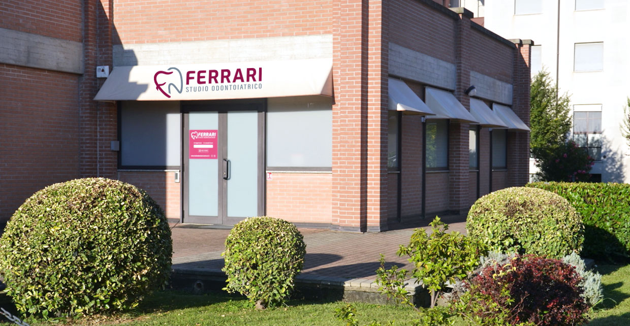 Studio odontoiatrico Ferrari slider